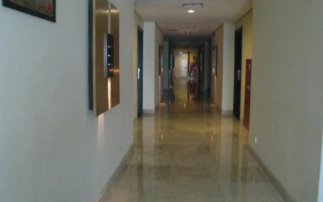 ZEN Rooms Bandengan Selatan