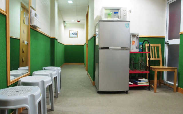 Hong Kong Star Guest House