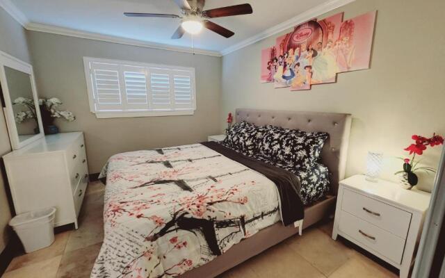 4 MINUTES To BEACH VACATION PLACE