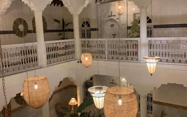 Riad Lamdina