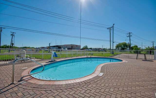 Motel 6 Harlingen, TX