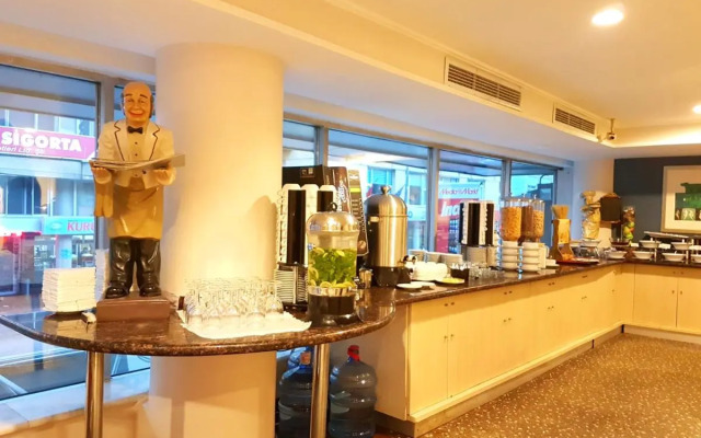 Jura Hotels Mavi Sürmeli Adana