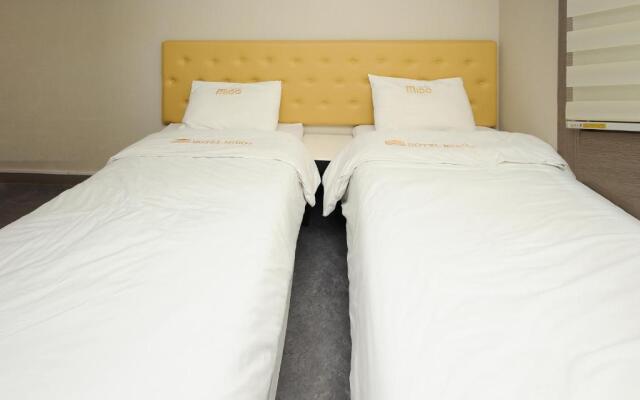 Hotel MIDO Myeongdong