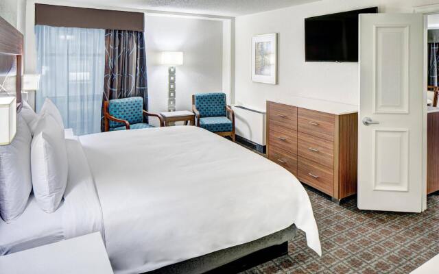DoubleTree by Hilton Milwaukee Downtown
