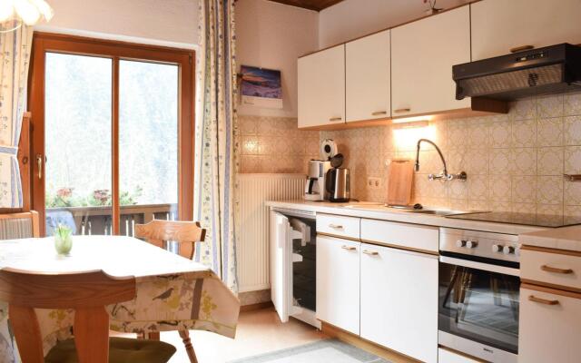 Apartment, Huttau