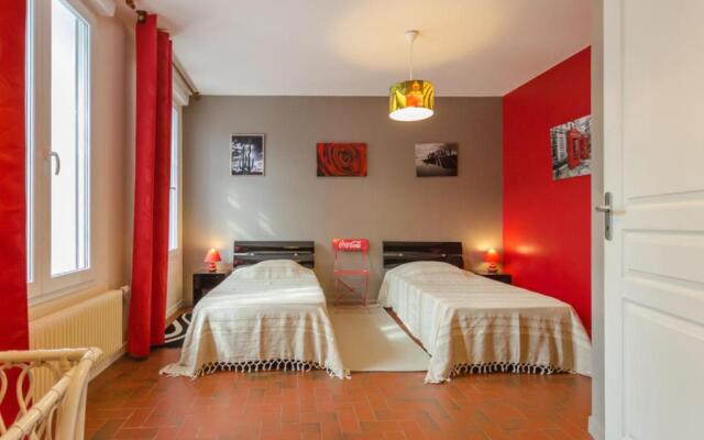 Gîte Saint-Hilaire-sous-Romilly, 4 pièces, 6 personnes - FR-1-543-72