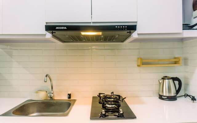 Cozy And Elegant Studio Apartment B Residence