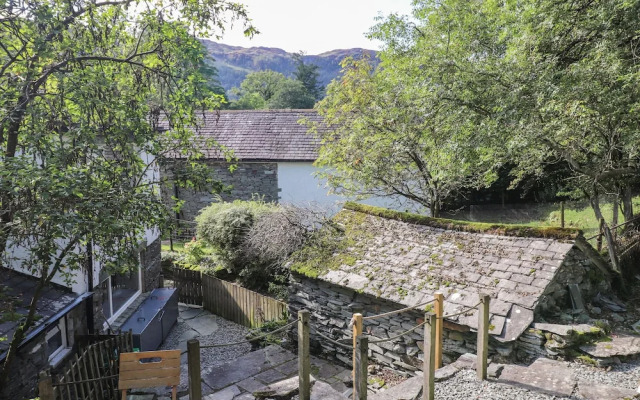 Weir Cottage