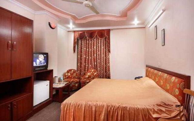 Hotel Simla Palace