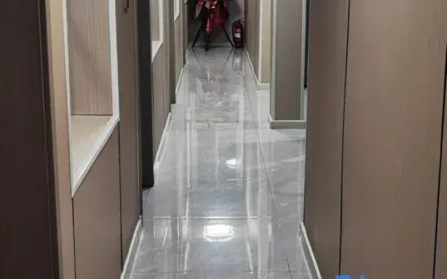 Yuzhong Senshu Business Hotel