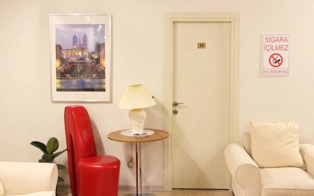 Can Pansiyon Apart - Caters to Men - Hostel