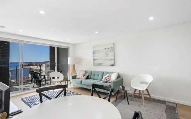 The Shoal Apartments, Unit 310