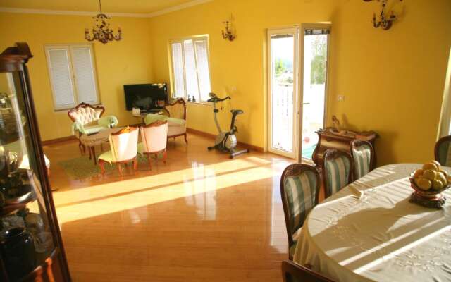 Villa Happy