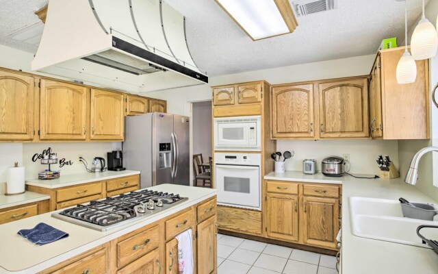 Pet-friendly Houston Rental w/ Private Patio!