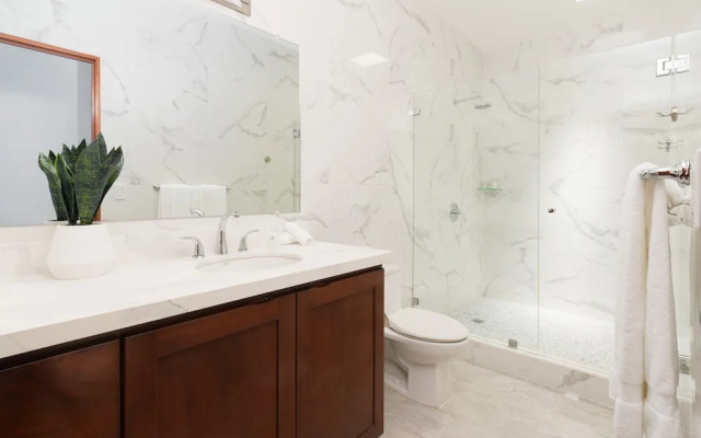 Casa Woodbine Beachfront House