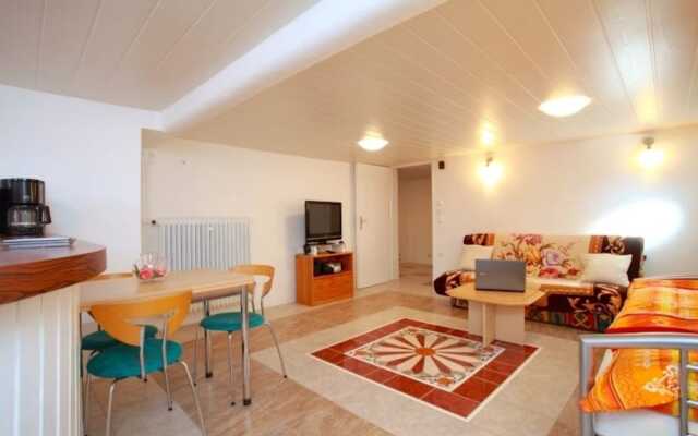 Private Apartment Fliederstraße