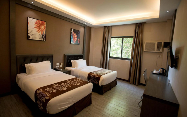 Vienna Hotel (Newly Renovated 2025)