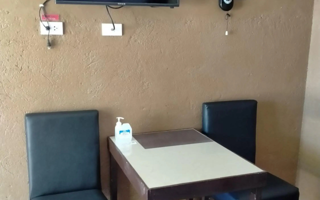 VF Riton Apartelle anex ( Casa Fam)