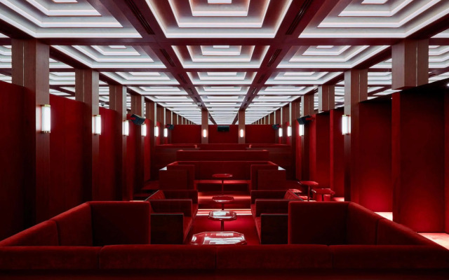 Roomers Munich, Autograph Collection