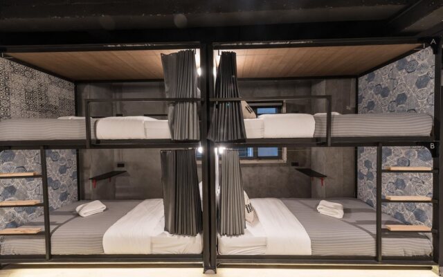 WesTory - Hostel