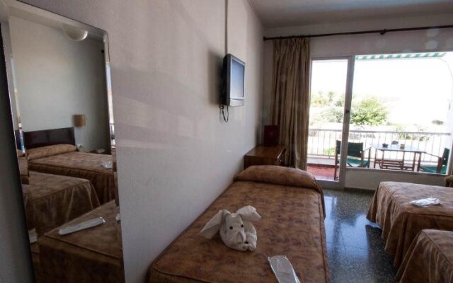 Hostal Restaurant s'Algaret
