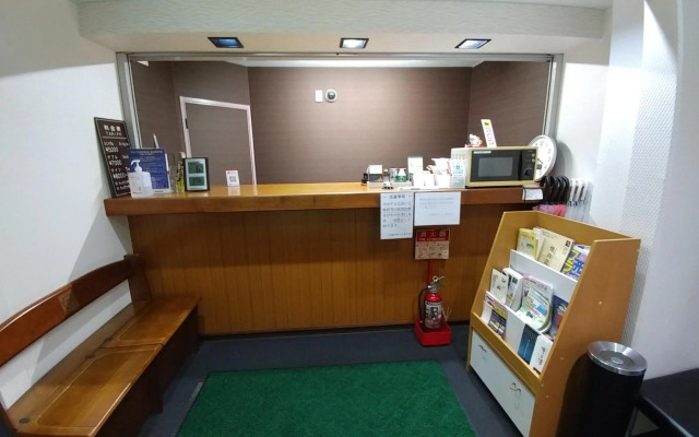 Futsukaichi Green Hotel