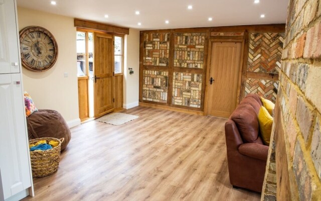 Luxury Immaculate Barn in Beautiful Rural Location