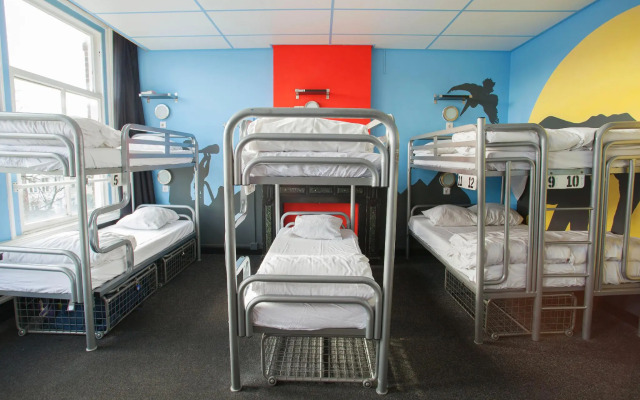 The Flying Pig Uptown Hostel