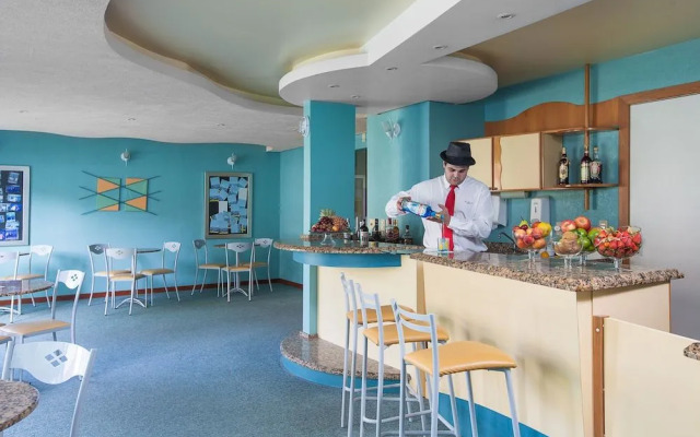 Solis Praia Hotel