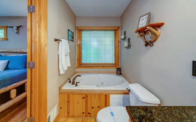 Buck Valley Lodge Home for 12