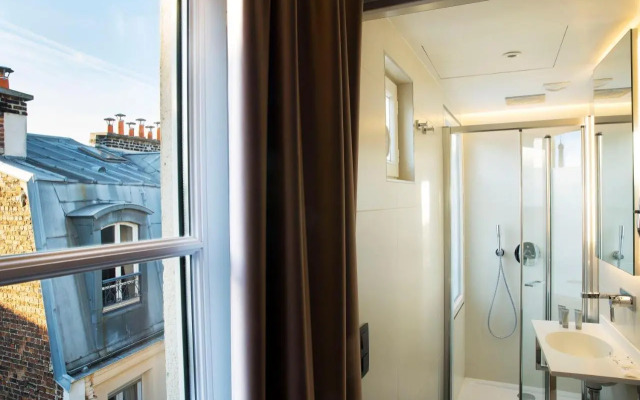 La Serre Hotel