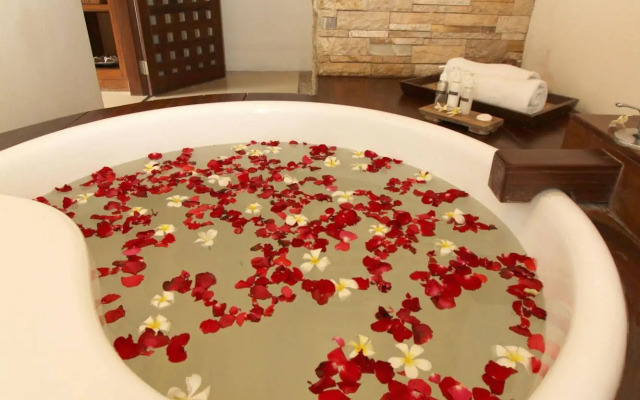 Grand Akhyati Villas