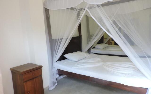 Asantha Guest House