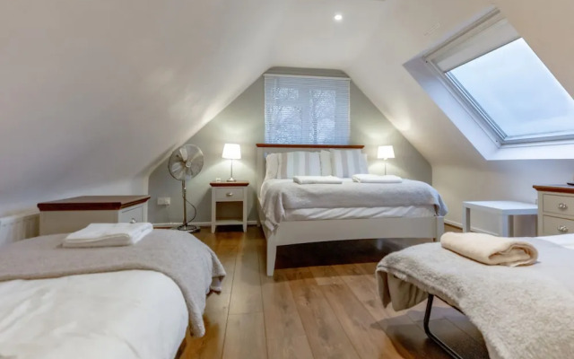 Tree of Life House, Number 27 Bere Lane
