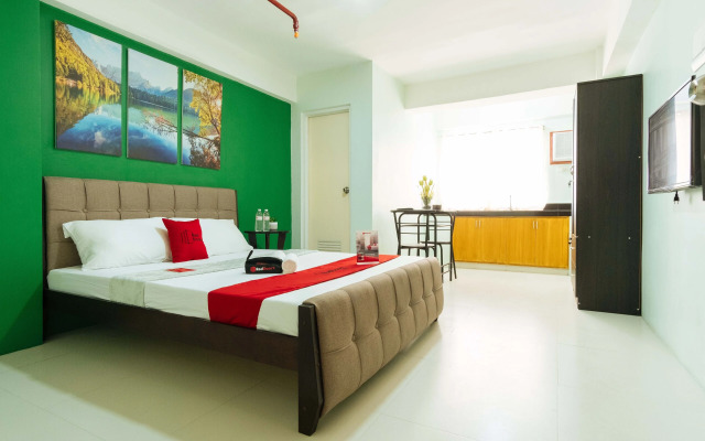 RedDoorz near C5 Kalayaan Avenue Makati