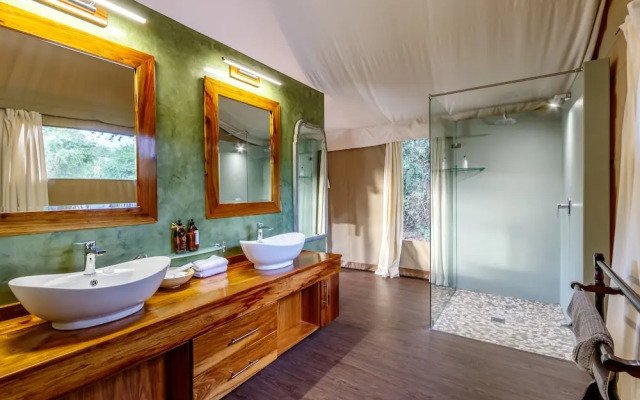 Phelwana Game Lodge