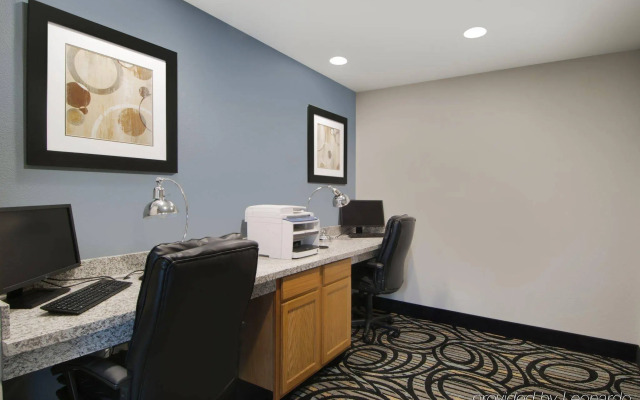 Best Western Plus Sand Bass Inn & Suites