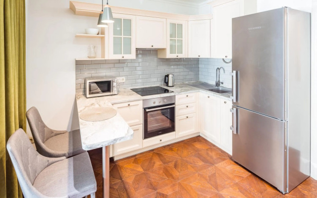 Romari апартименти площа Ринок