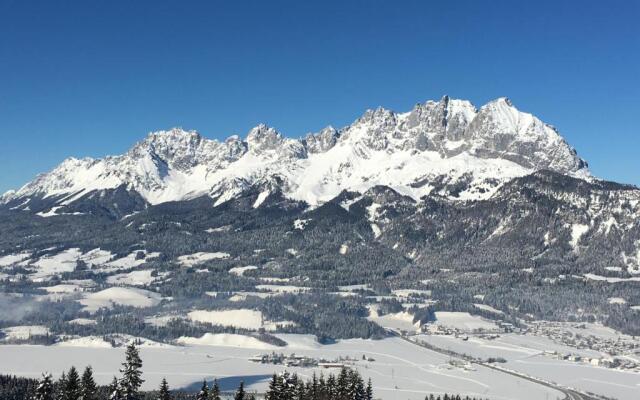 Chalet Tirolia