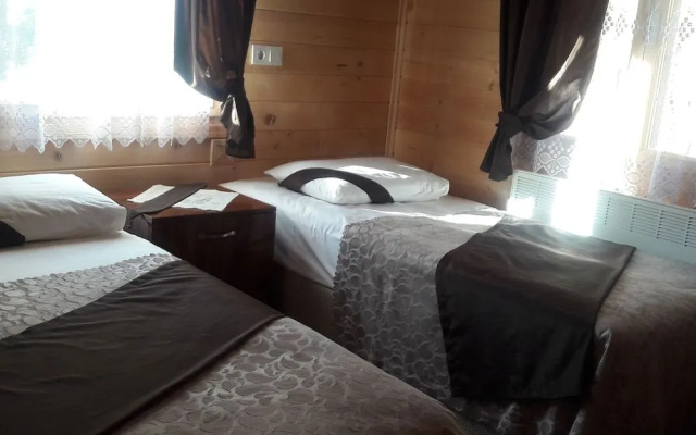 Meleklerin Evi Apart