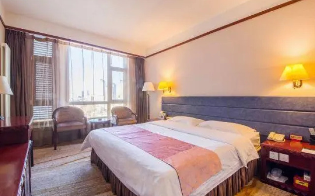 Baolifeng International Business Hotel