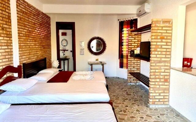 Hotel e Pousada Cumbuco Guesthouse