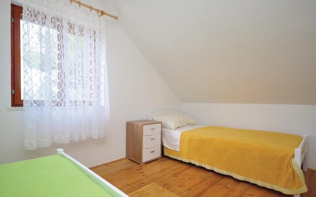 Amazing Home in Postira With 2 Bedrooms and Wifi