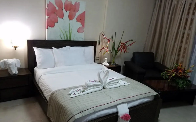 Murex Plaza Hotel & Suites
