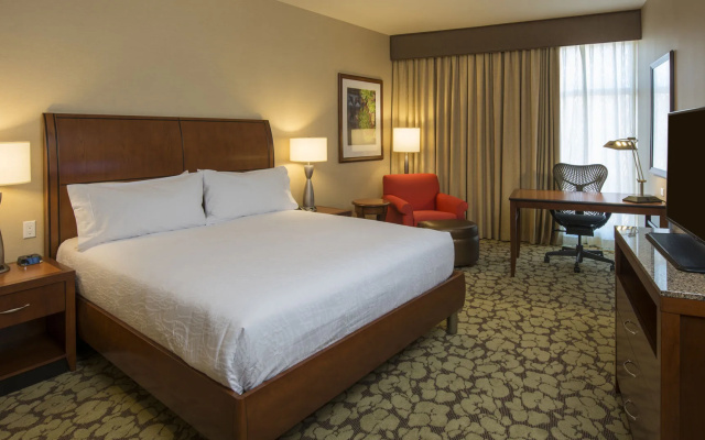 Hilton Garden Inn Alexandria Old Town National Harbor