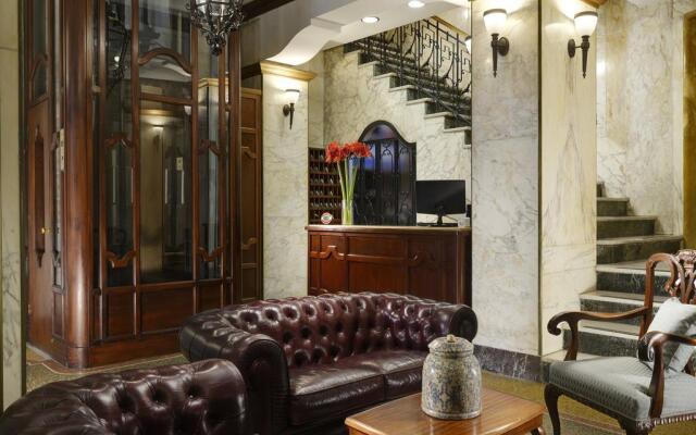 Continental Genova Hotel