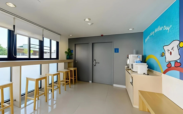 Hop Inn Chaengwattana
