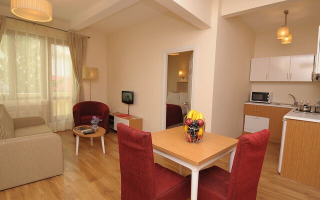 Three Apples Residence