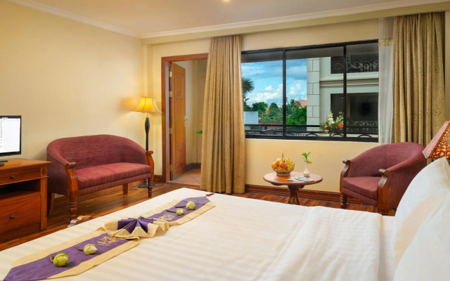 Dragon Royal Angkor Hotel