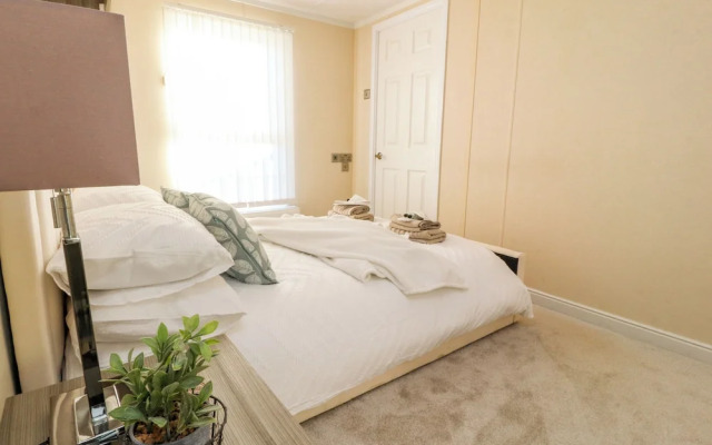 2 Willow Way